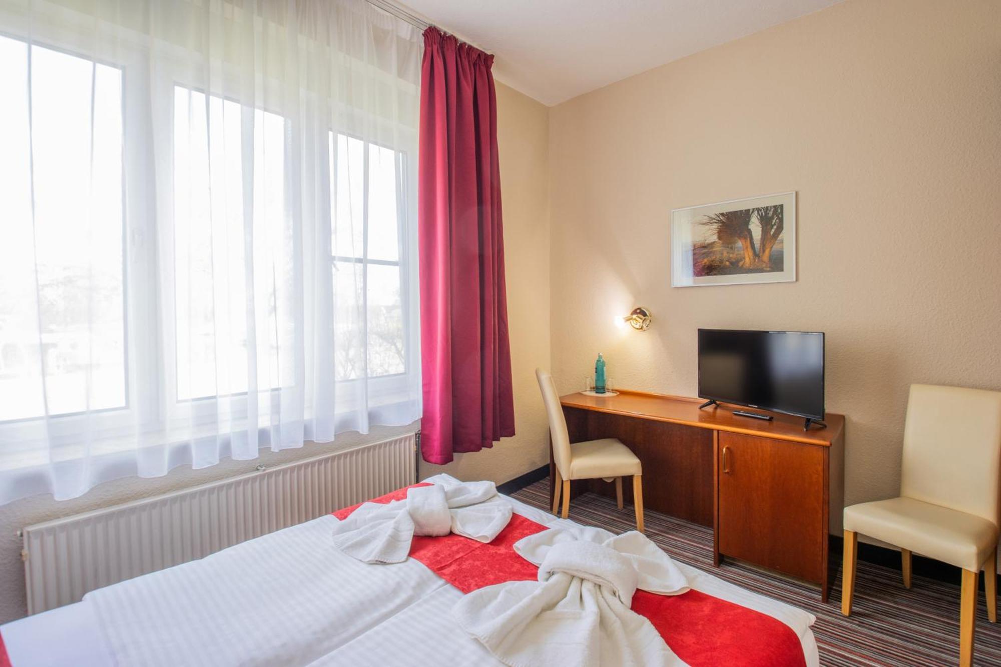 Seehotel Brandenburg An Der Havel Brielow Exteriér fotografie
