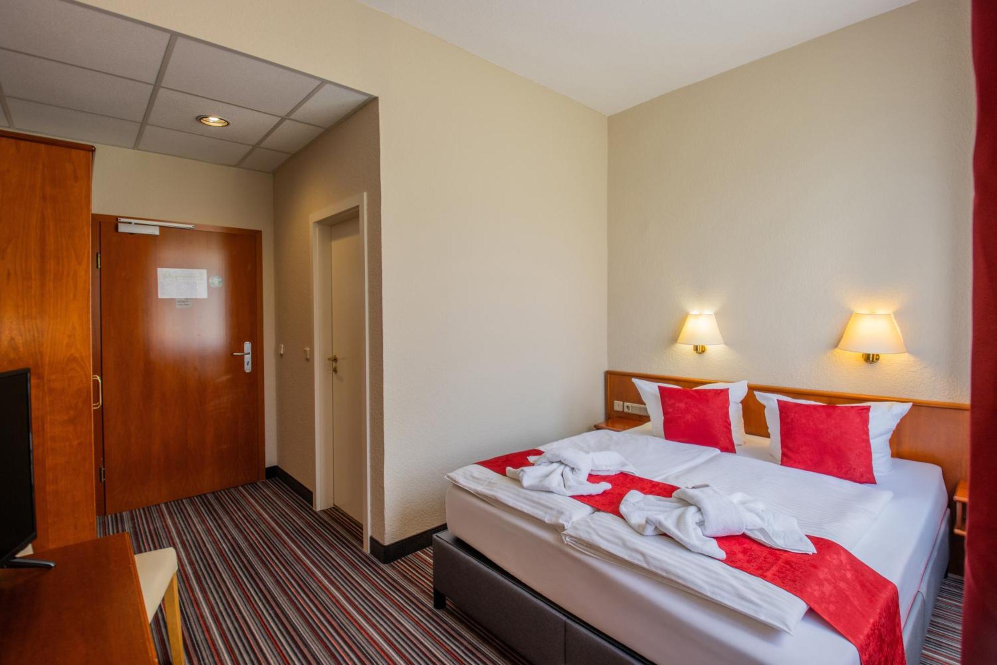 Seehotel Brandenburg An Der Havel Brielow Exteriér fotografie