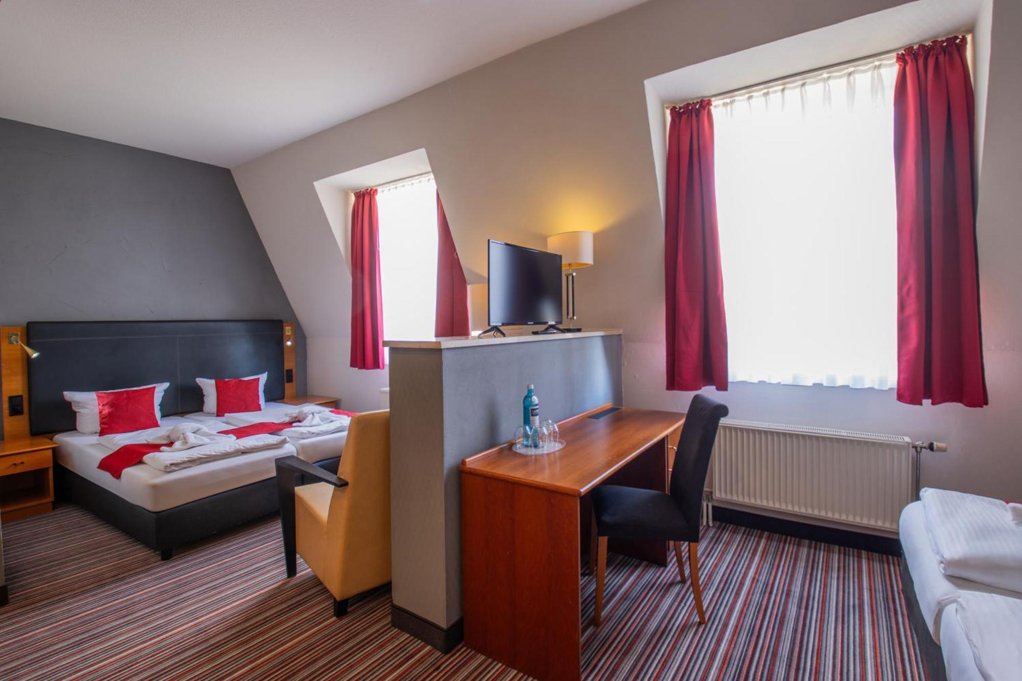 Seehotel Brandenburg An Der Havel Brielow Exteriér fotografie